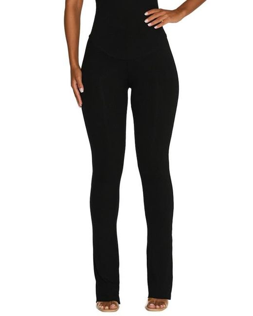 https://img.stylemi.ca/unsafe/fit-in/520x650/filters:fill(fff)/https://img.stylemi.ca/unsafe/0x0/products/nordstrom/36387406-naked-wardrobe-ribbed-straight-leg-pants-in.jpg