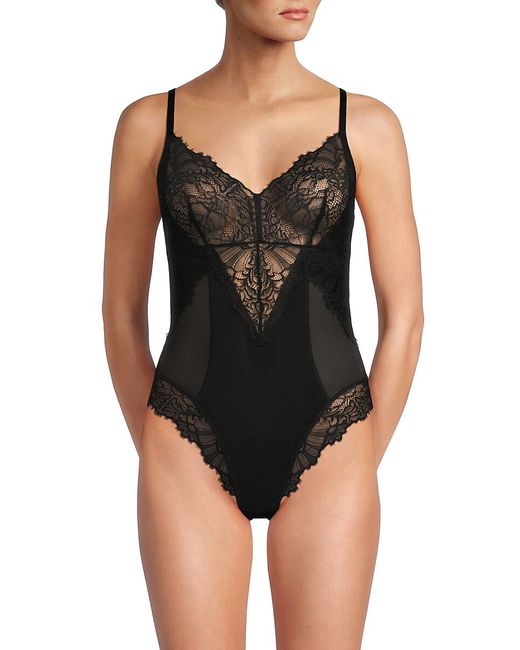 https://img.stylemi.ca/unsafe/fit-in/520x650/filters:fill(fff)/products/saks/37985717-pinsy-womens-smoothing-lace-shapewear-bodysuit.jpg